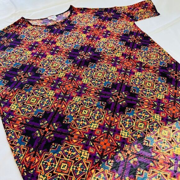LulaRoe Irma Womens Multicolor Aztec Hi Low Tunic Shirt Stretch Travel M 0710 - Picture 3 of 7